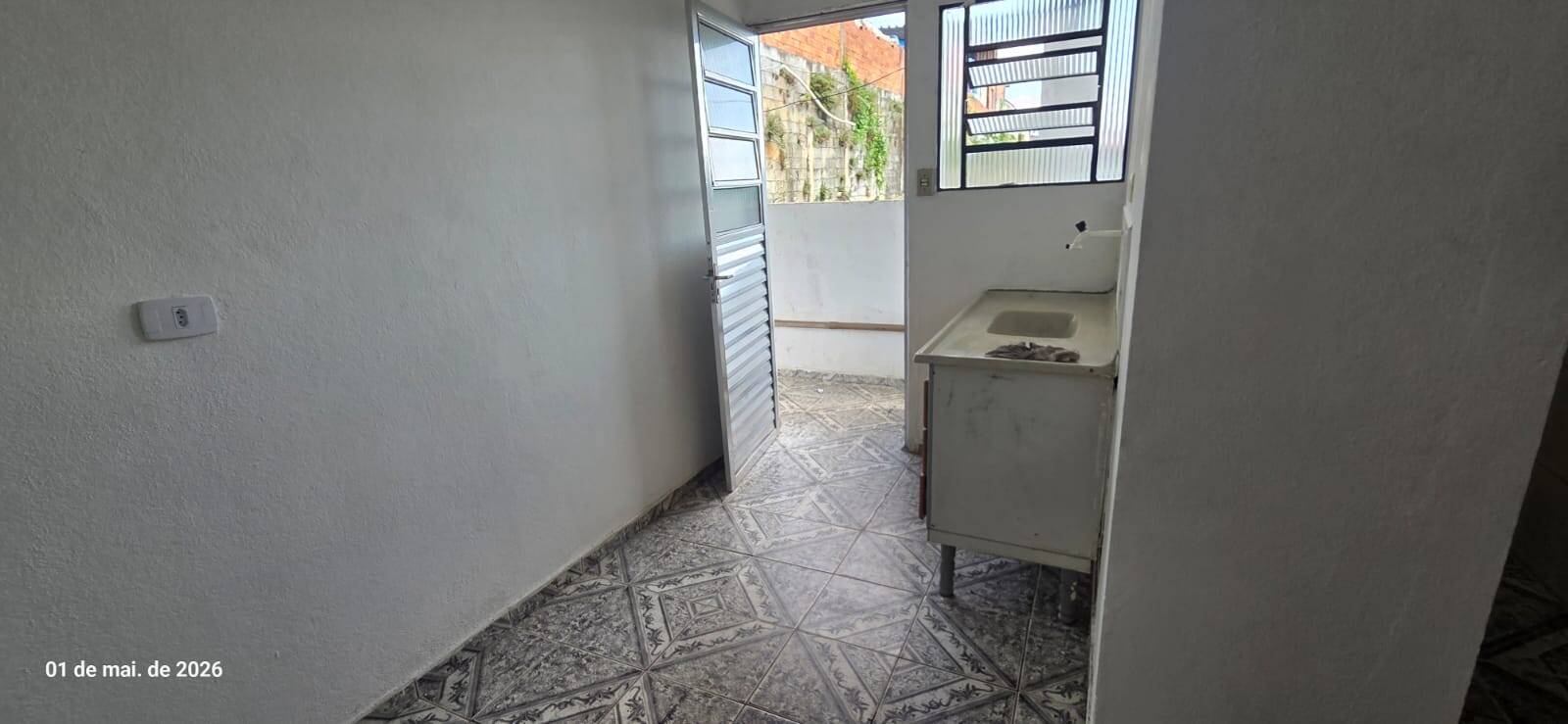 Casa, 1 quarto, 60 m² - Foto 1