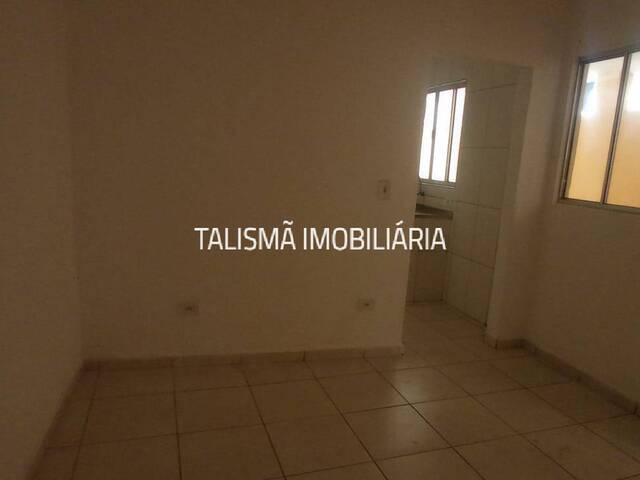 #CA0011 - Casa para Locação em Taboão da Serra - SP - 1