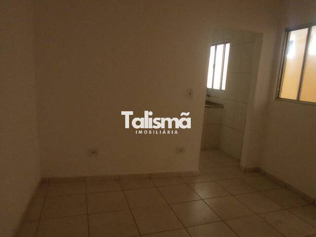 #CA0011 - Casa para Locação em Taboão da Serra - SP - 2