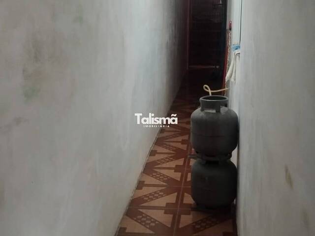 Casa para Venda em Embu das Artes - 4