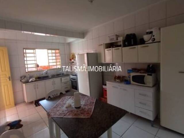 Sobrado para Venda em Taboão da Serra - 4