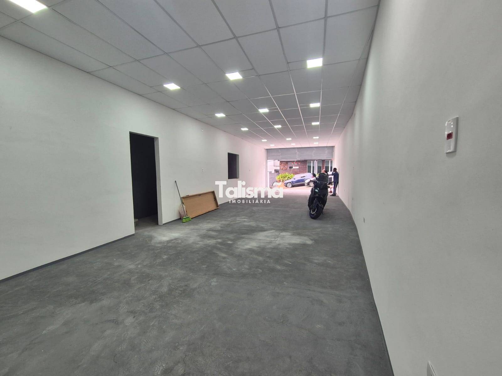 Sala-Conjunto, 220 m² - Foto 1