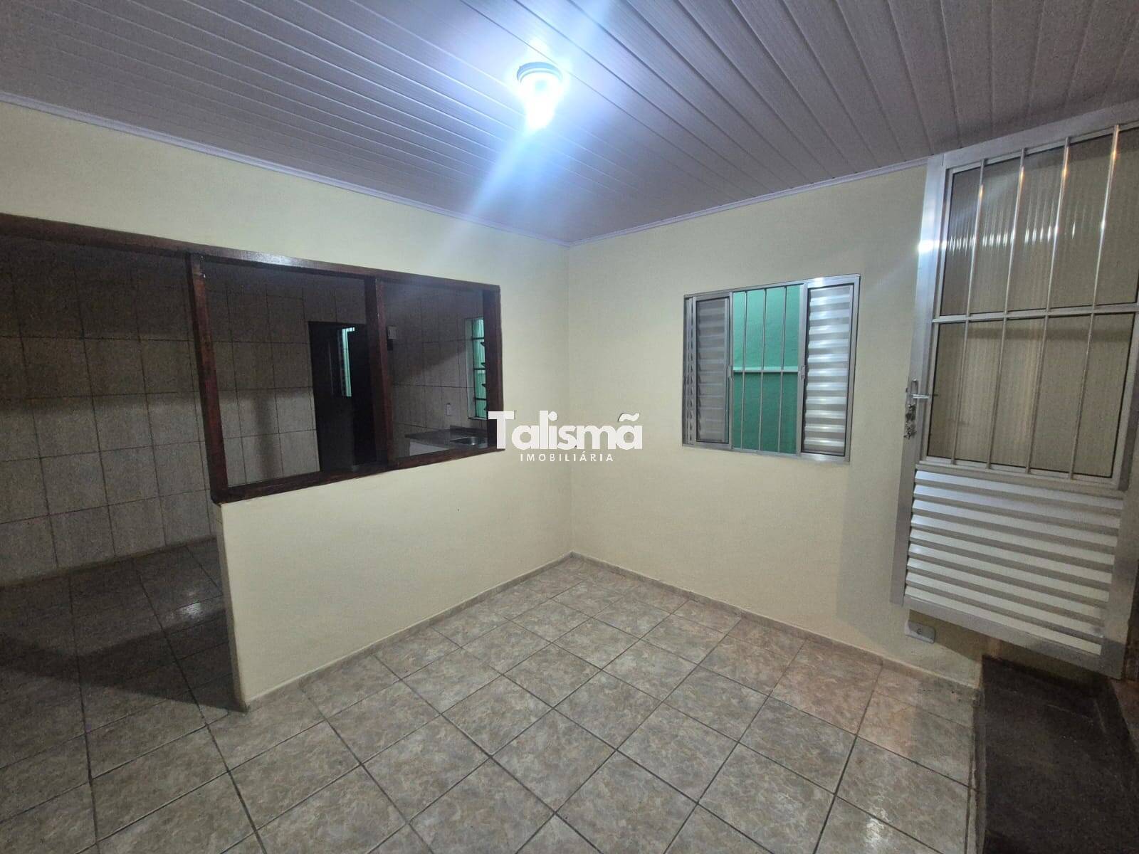 Casa, 2 quartos, 80 m² - Foto 2